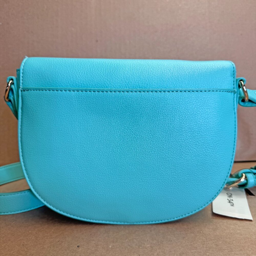 On 34th Holmme Saddle Crossbody Bag – Sea Spray - Picture 6 of 10